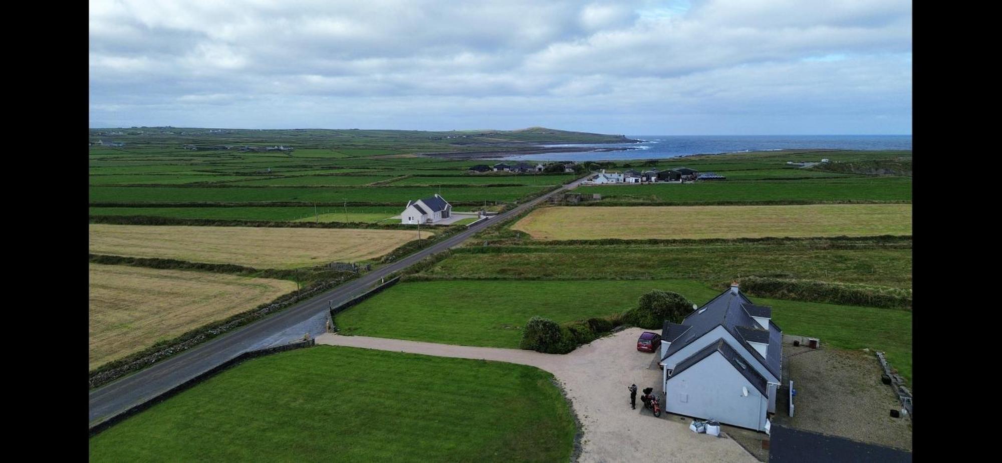 KilbahaCois Na Mara Bridges Of Ross V15 T677住宿加早餐旅馆 外观 照片